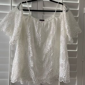 Vince Camuto XL lace top